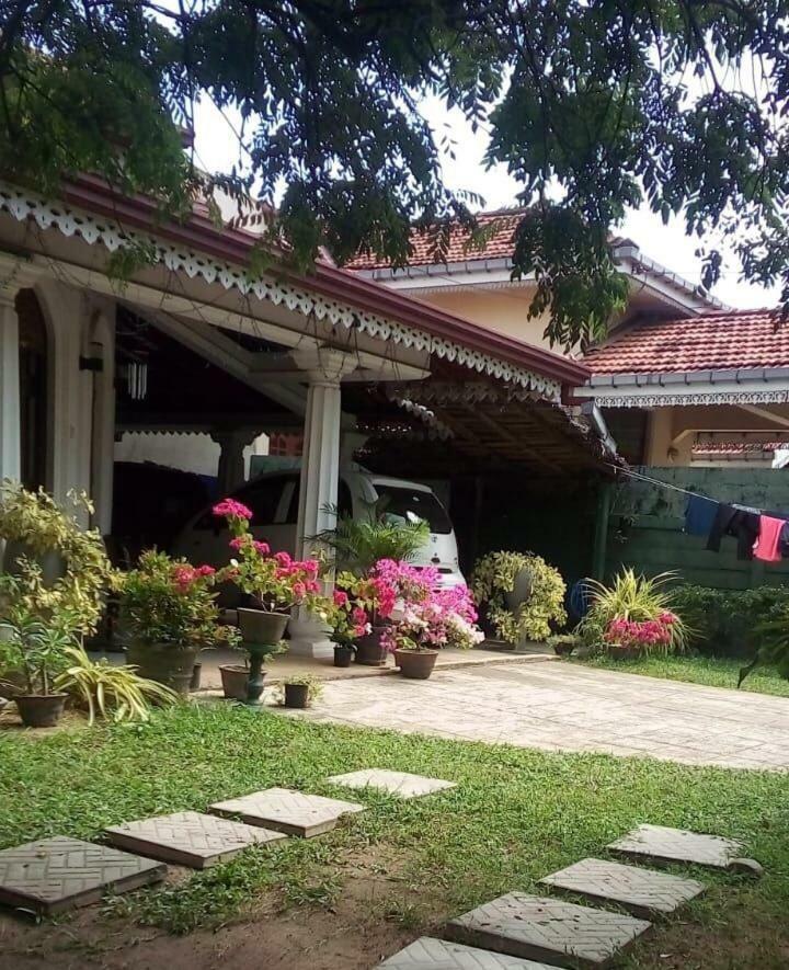 Ruslanka Homestay Ettukala Экстерьер фото